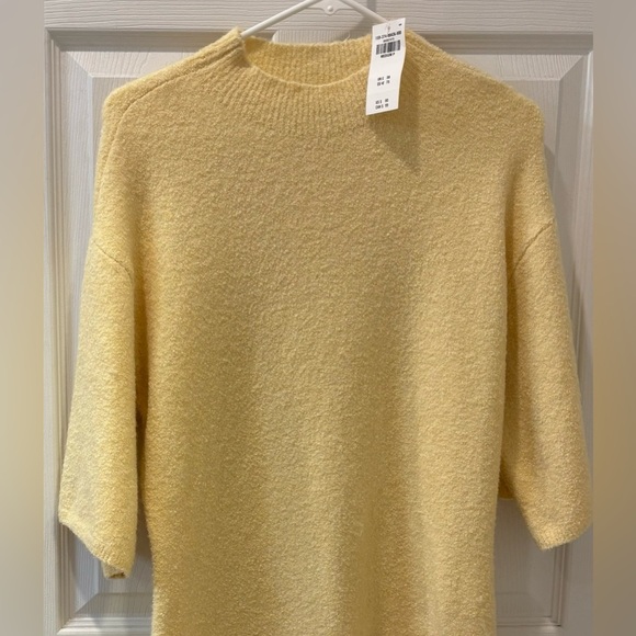 Abercrombie & Fitch Dresses & Skirts - Abercrombie‎ & Fitch Light Yellow Sweater Dress